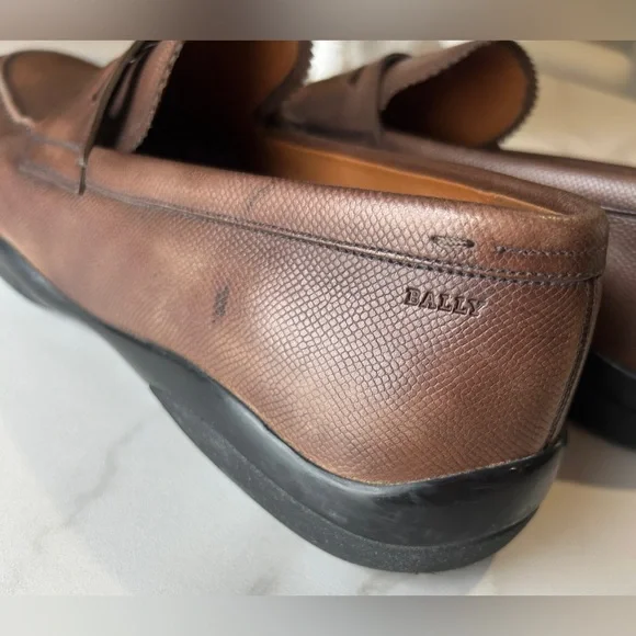 Bally MICSON/01 Men's Medium
Brown Leather Slip On Loafer Dress
Shoes - Picture 14 of 16